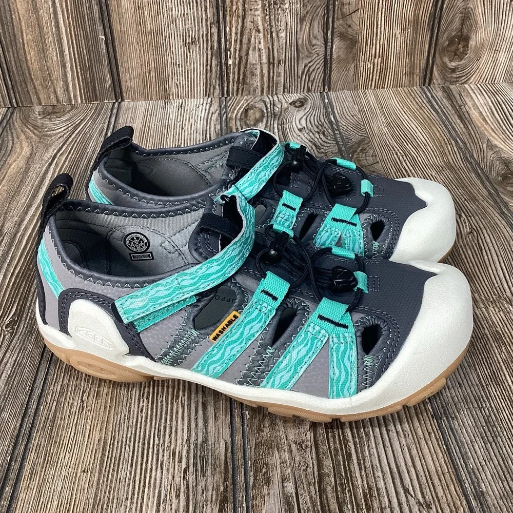 Keen Girls Knotch Creek Toddler Sandals Closed Toed Hiking 1026155 Size 4 *NEW*